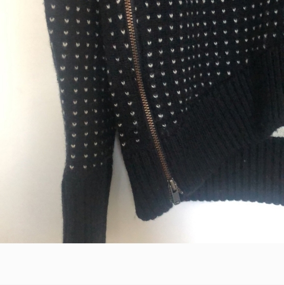 Lululemon Yogi Crew Merino Sweater - Picture 3 of 11